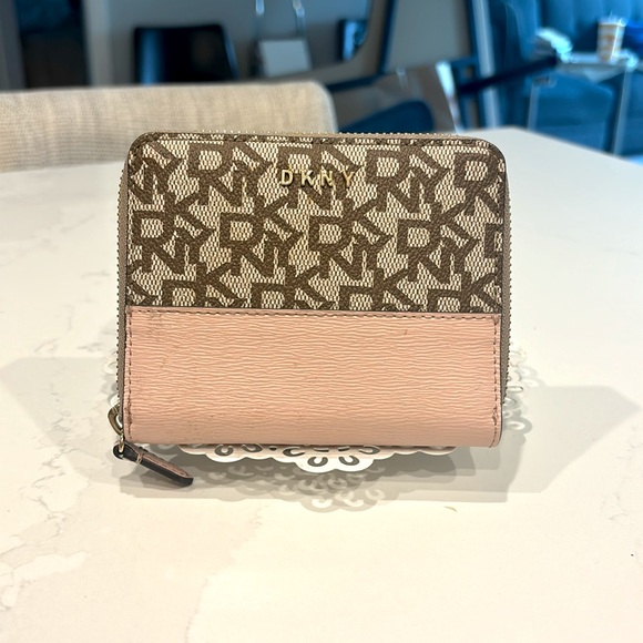 Dkny Handbags - DKNY Wallet
